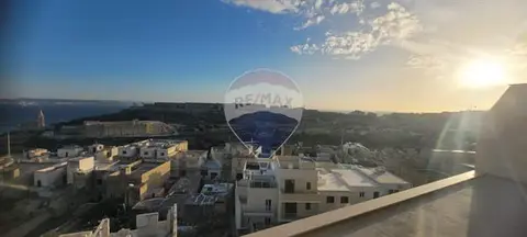 3 bedroom Penthouse for sale in Gozo - Ghajnsielem