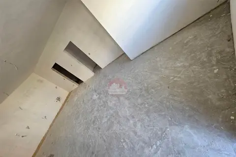 2 Bedroom Maisonette For Sale in Mosta