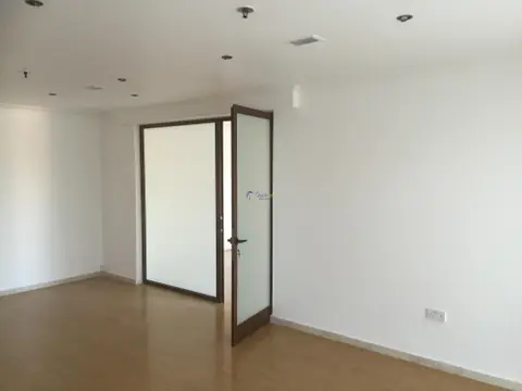 Office to rent in St. Julians