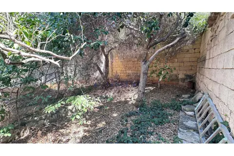 4 Bedroom Town House For Sale in Mosta