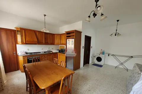 3 Bedroom Apartment For Sale in Tarxien