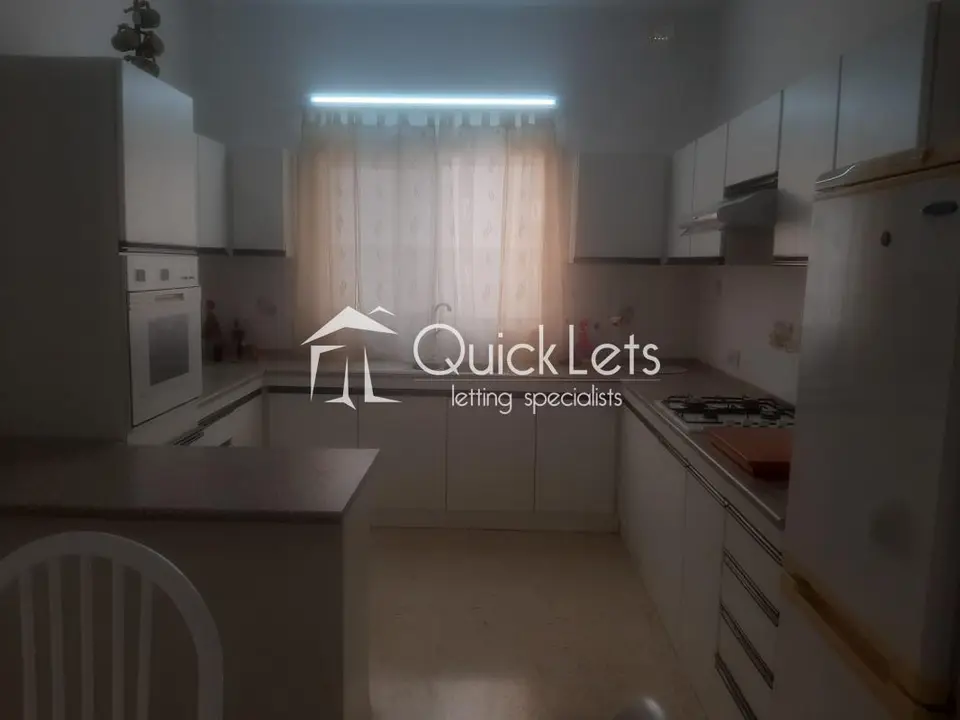 2 bedroom Apartment to rent in Marsaskala