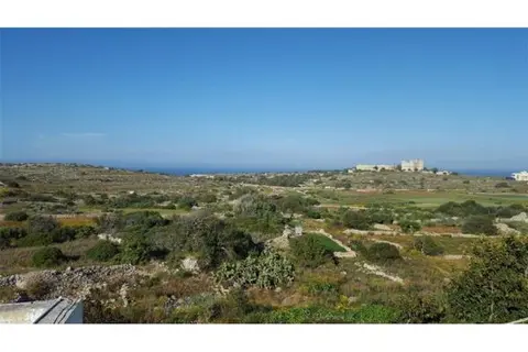 3 bedroom Terraced House to rent in Mellieha