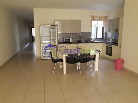 3 bedroom Apartment to rent in Fgura