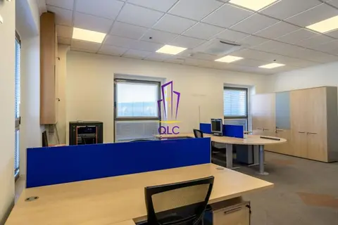 Office to rent in St. Julians