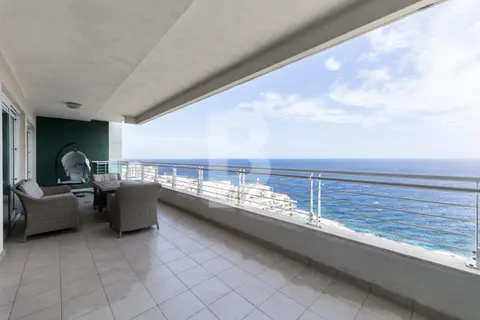 2 Bedroom Apartment For Sale in Fort Cambridge
