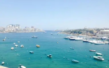2 bedroom Apartment to rent in Gzira