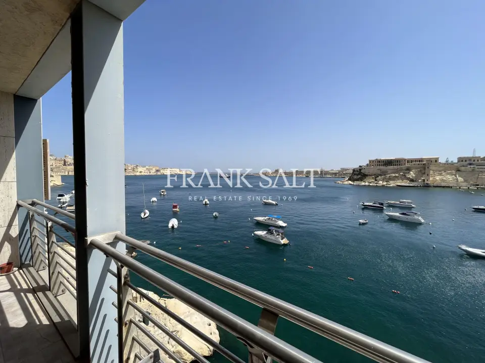 St. Angelo Mansions, Apartment