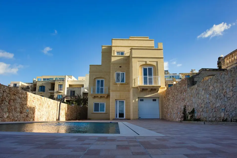 5 bedroom Semi Detached Villa  for sale in Gozo - Gharb