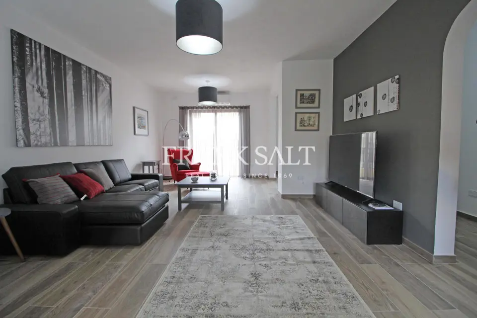 St Julians, Furnished Apartment