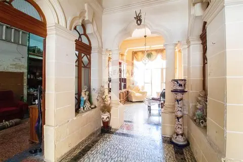 4 bedroom Maisonette for sale in Birzebbuga