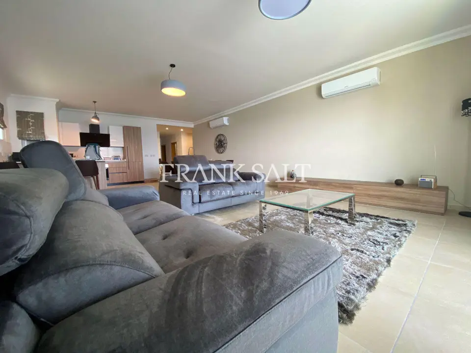 Fort Cambridge, Furnished Apartment