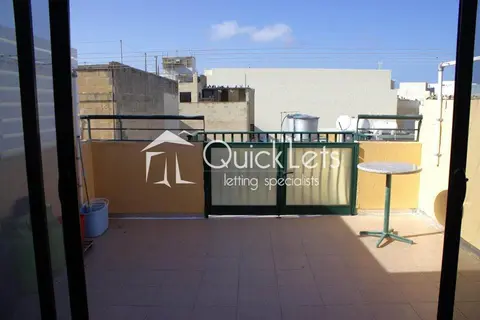 3 bedroom Penthouse to rent in San Gwann