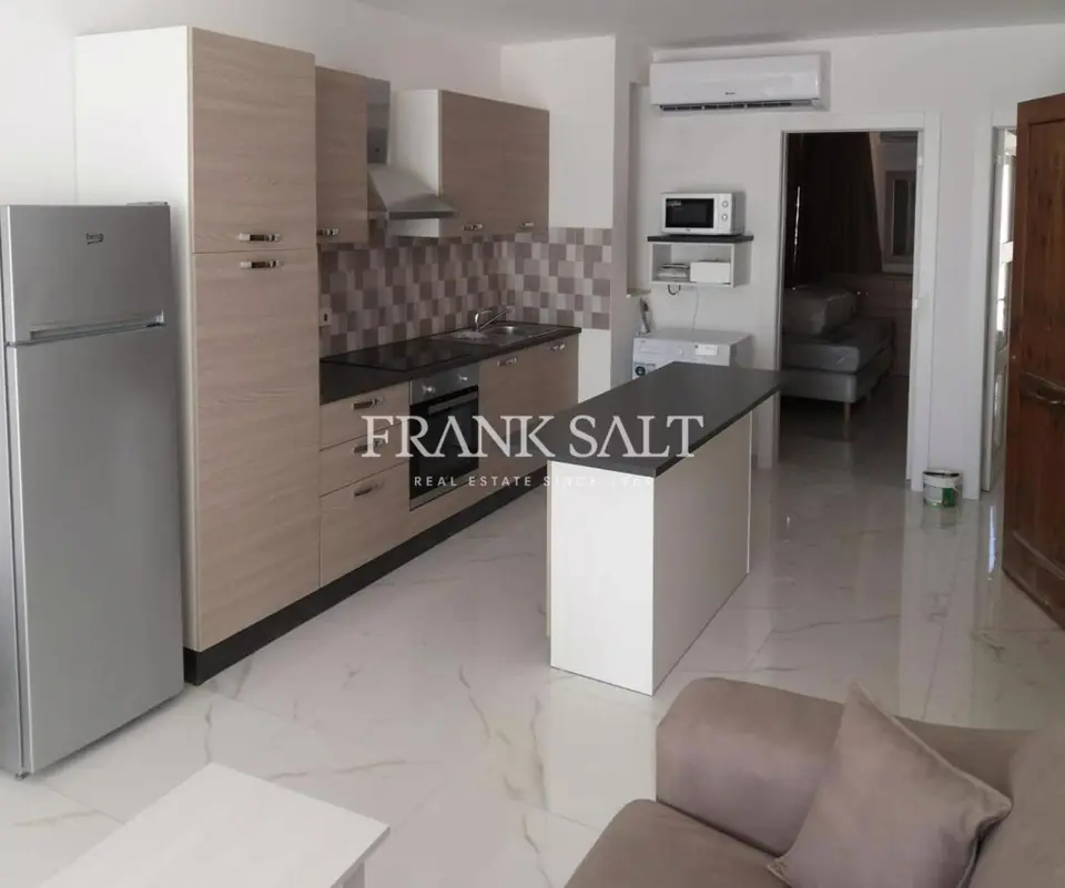Gzira, Furnished Apartment