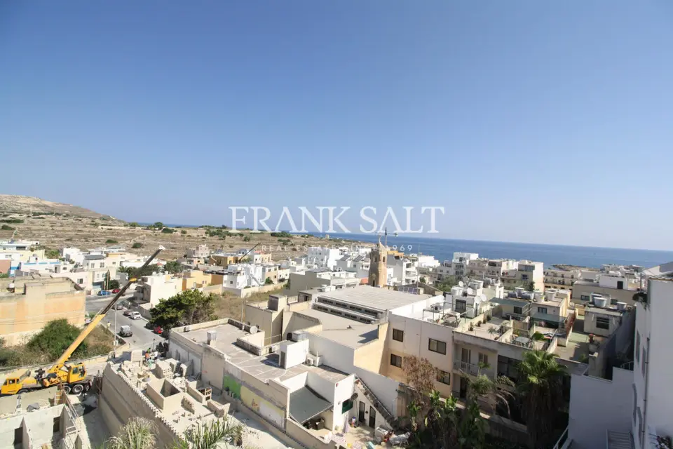 Bahar ic-Caghaq, Furnished Apartment