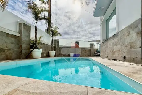3 Bedroom Villa For Sale in Birguma
