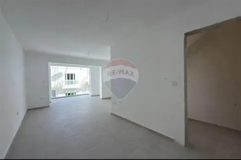 1 Bedroom Apartment For Sale in Bugibba