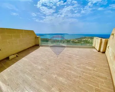 2 bedroom Penthouse Duplex to rent in Gozo - Nadur