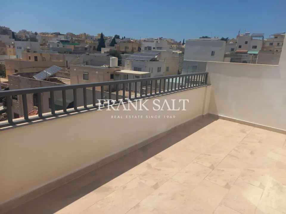 St Julians, Furnished Penthouse