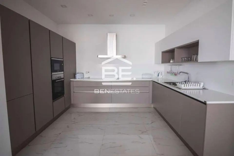 3 bedroom Apartment to rent in Sliema
