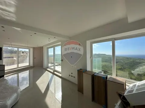 3 bedroom Penthouse for sale in Gozo - Zebbug