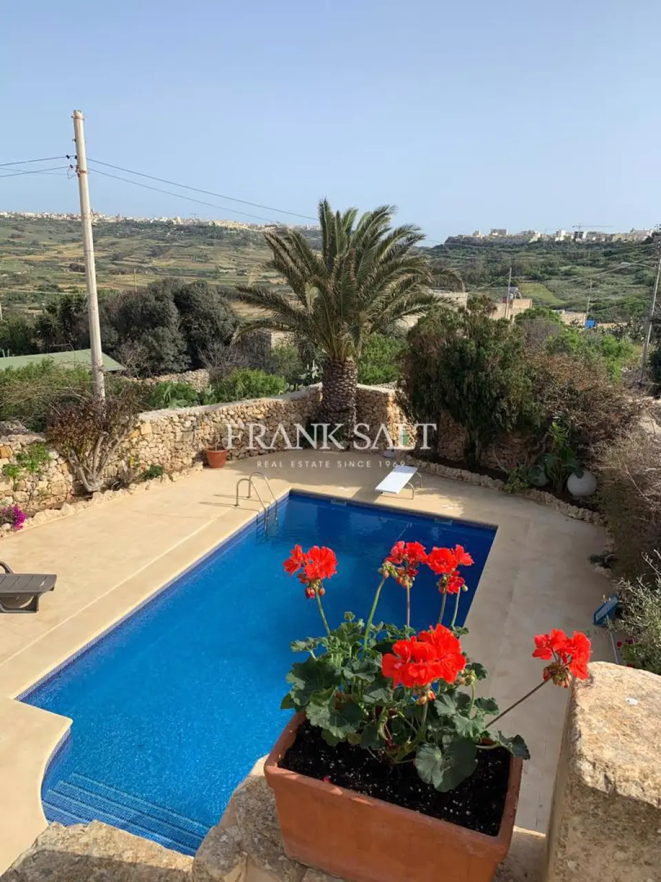 Xaghra, Furnished Terraced House