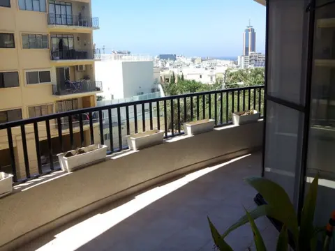 3 bedroom Apartment to rent in St. Julians