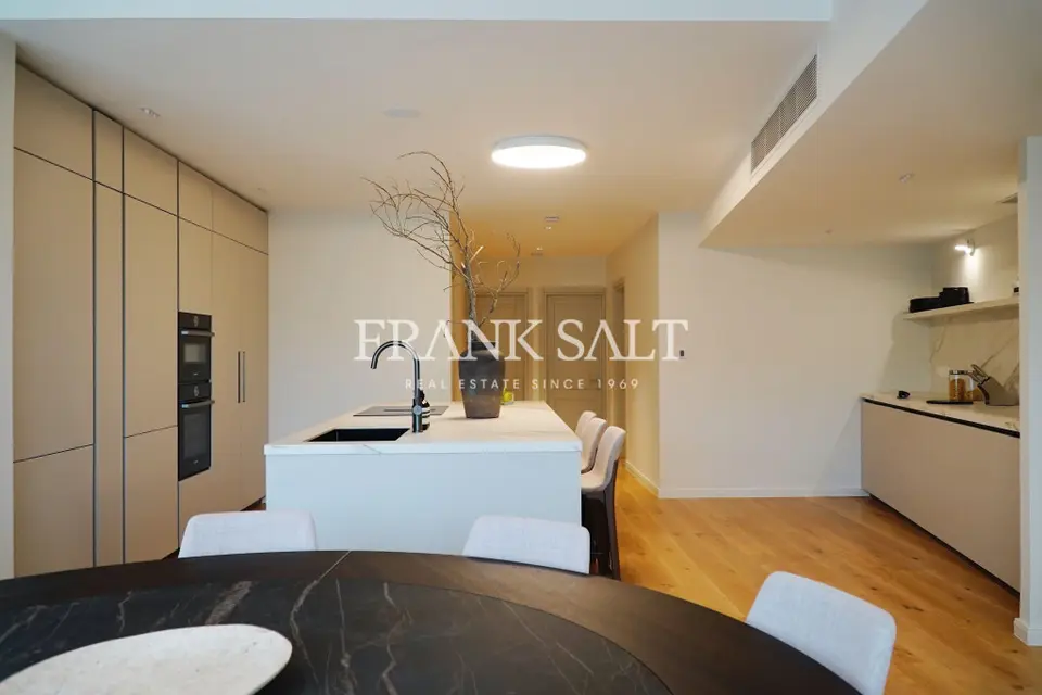 Bahar ic-Caghaq, Furnished Apartment