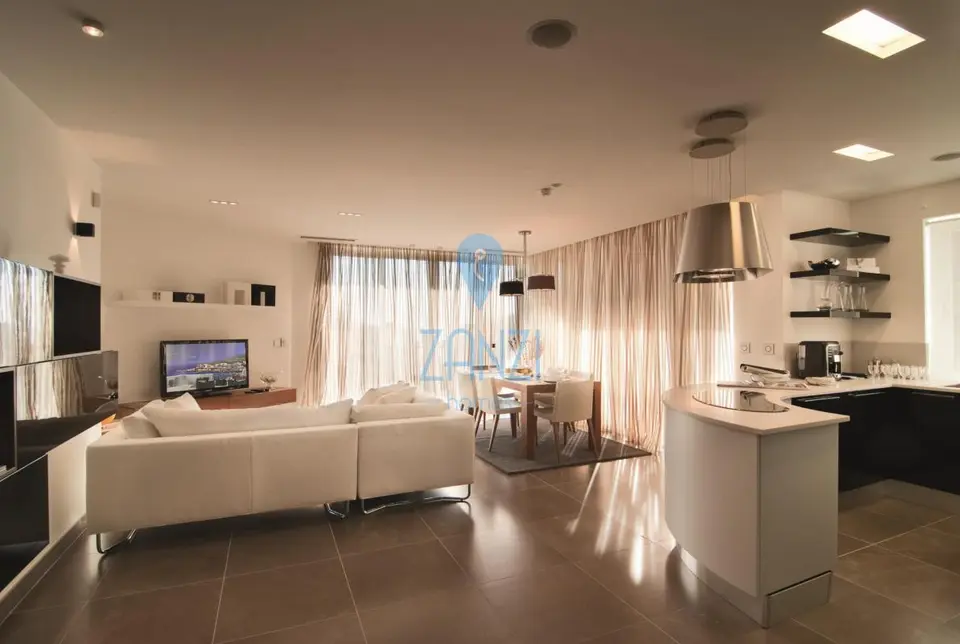 2 bedroom Penthouse for sale in Gozo - Marsalforn