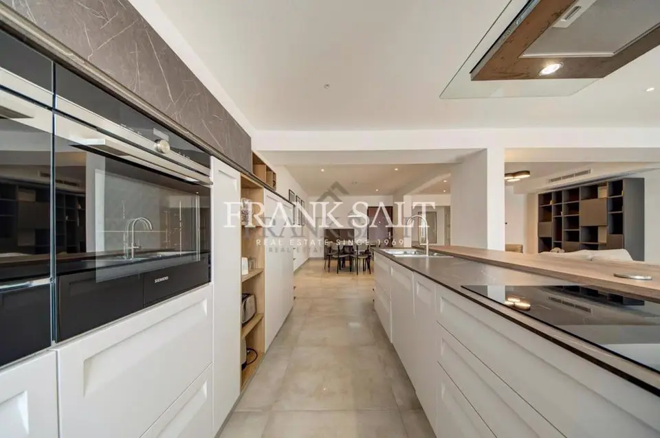 Sliema, Apartment