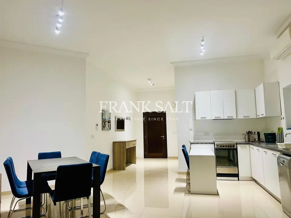 Sliema, Apartment