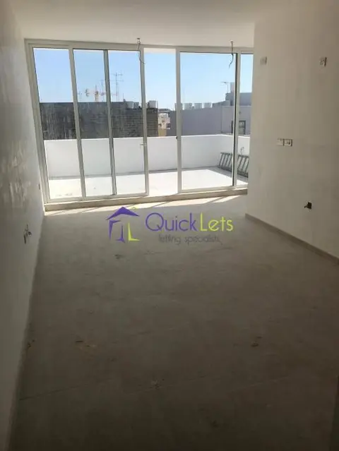 6 bedroom Block to rent in Gzira