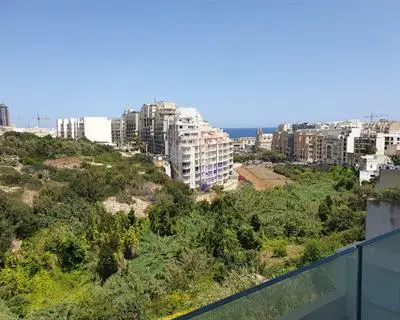 2 bedroom Penthouse for sale in St Julian's