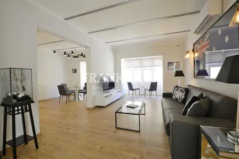 3 Bedroom Apartment For Sale in Valletta