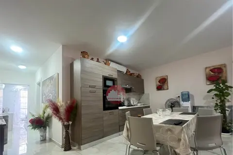 2 Bedroom Maisonette For Sale in Qormi