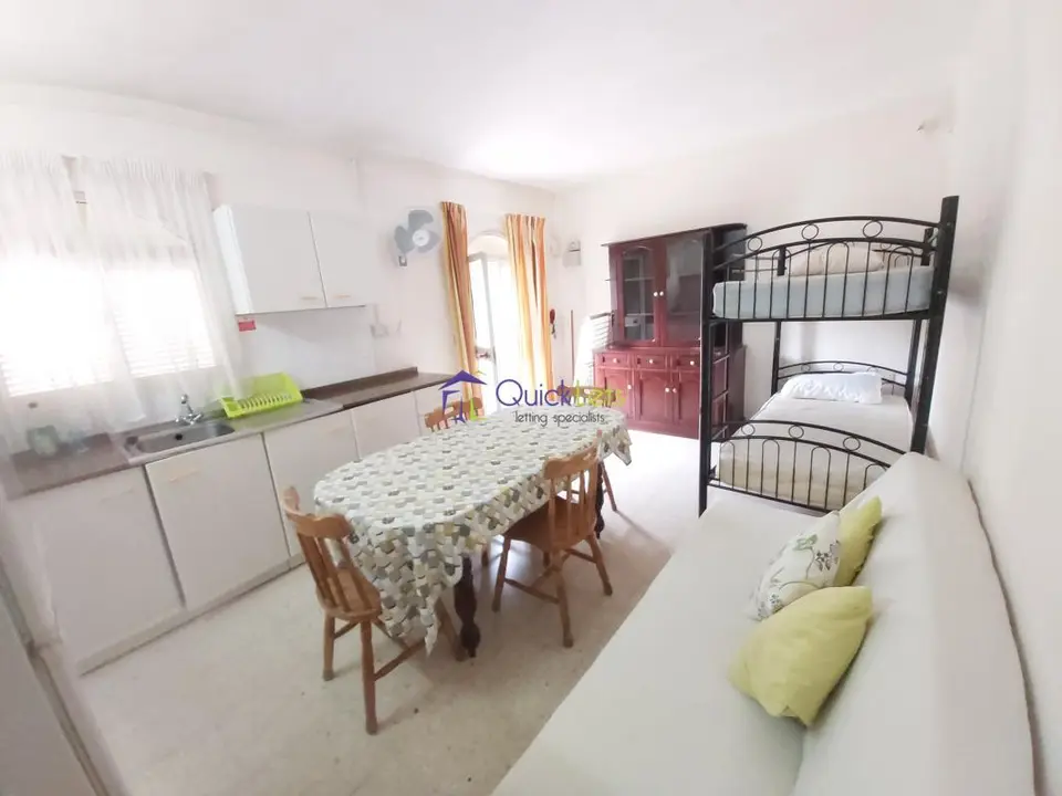 1-Zimmer-Landhaus zur Miete in Lija