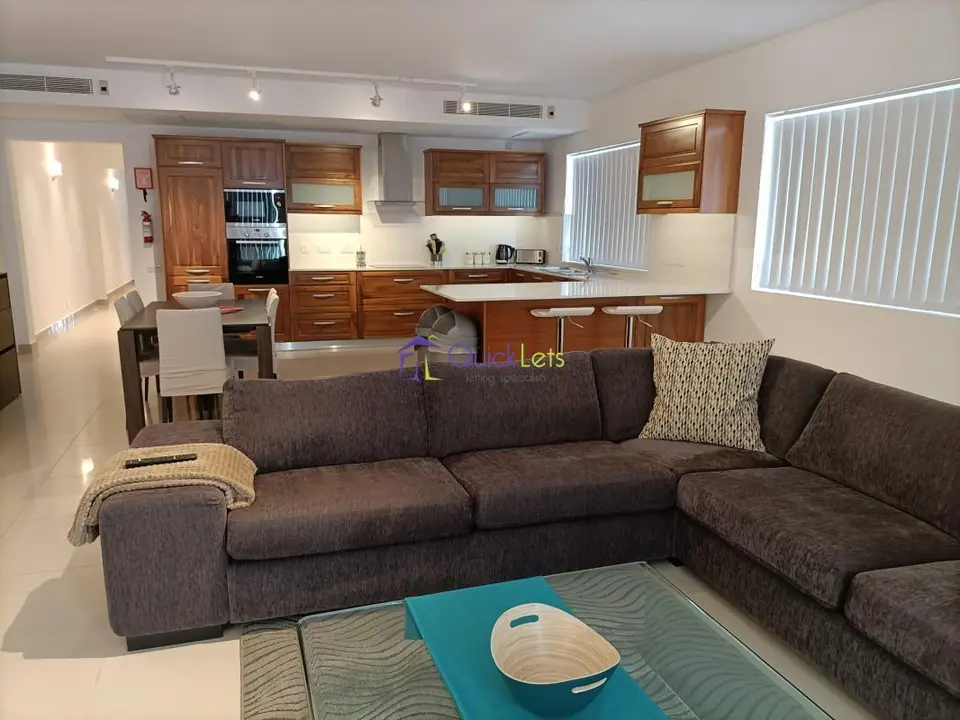 2 bedroom Maisonette to rent in Swieqi