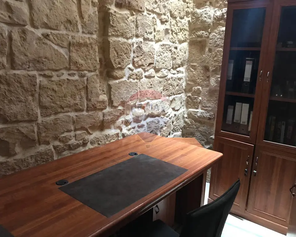3 bedroom House of Character to rent in Zebbug