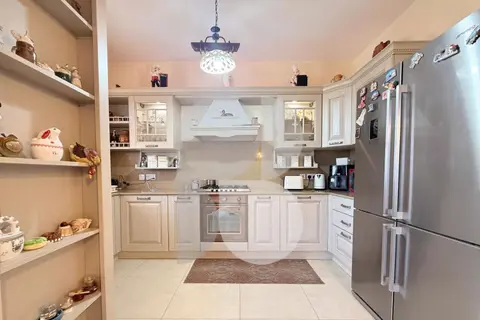 3 Bedroom Apartment For Sale in Zejtun