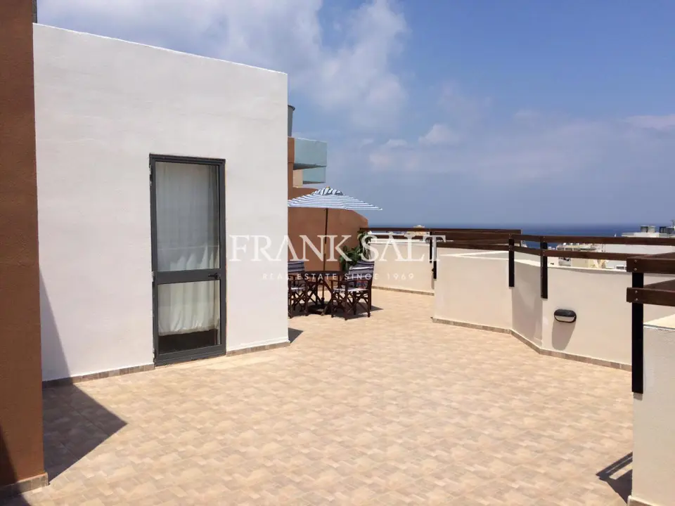 Qawra, Furnished Penthouse
