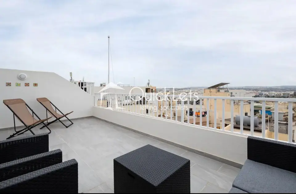 1 bedroom Penthouse to rent in Hamrun