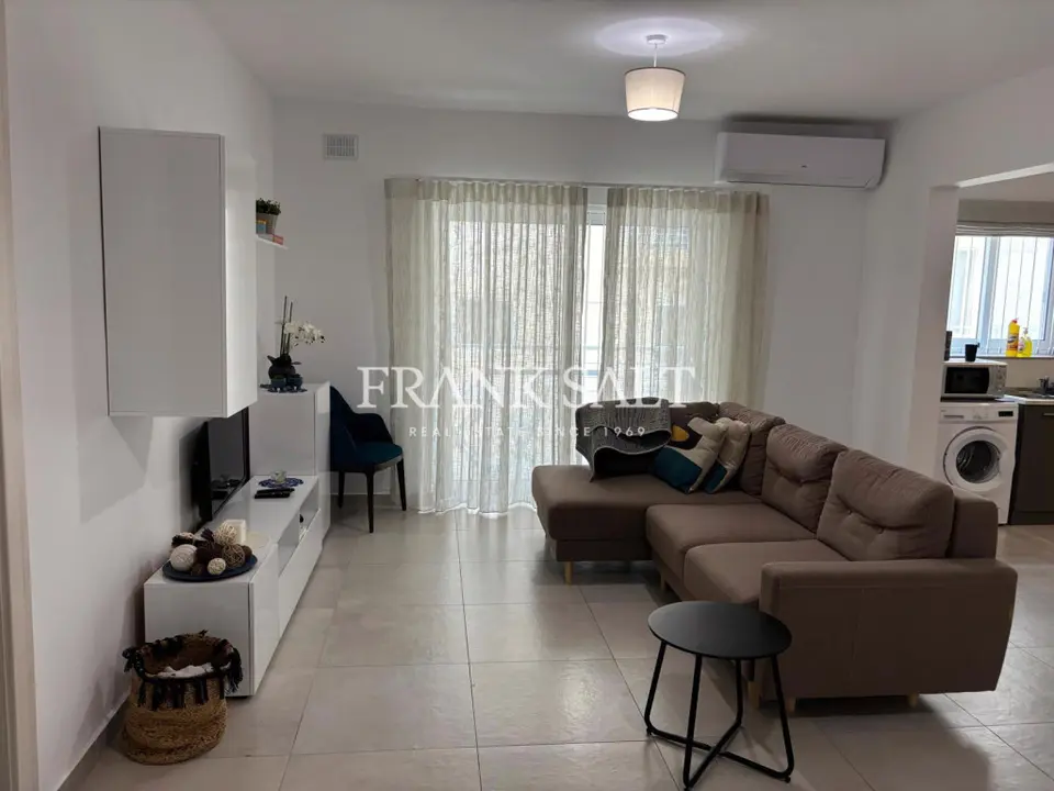 Qawra Furnished Apartment