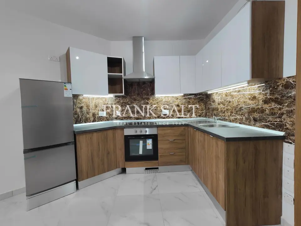 Qawra Furnished Apartment