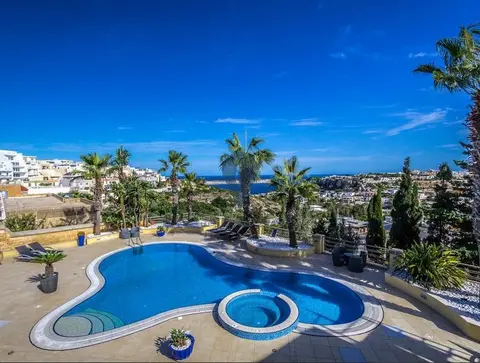 9 bedroom Detached Villa for sale in Mellieha