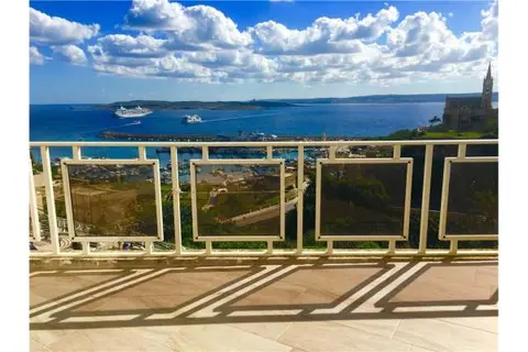 3 bedroom Penthouse to rent in Gozo - Ghajnsielem