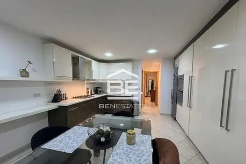 1 Bedroom Maisonette For Sale in St Julian's