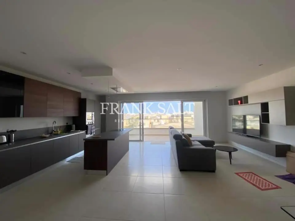 Mosta, Furnished Apartment