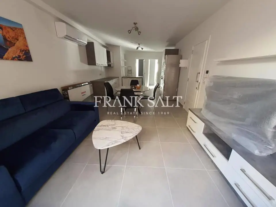 Gzira, Furnished Apartment