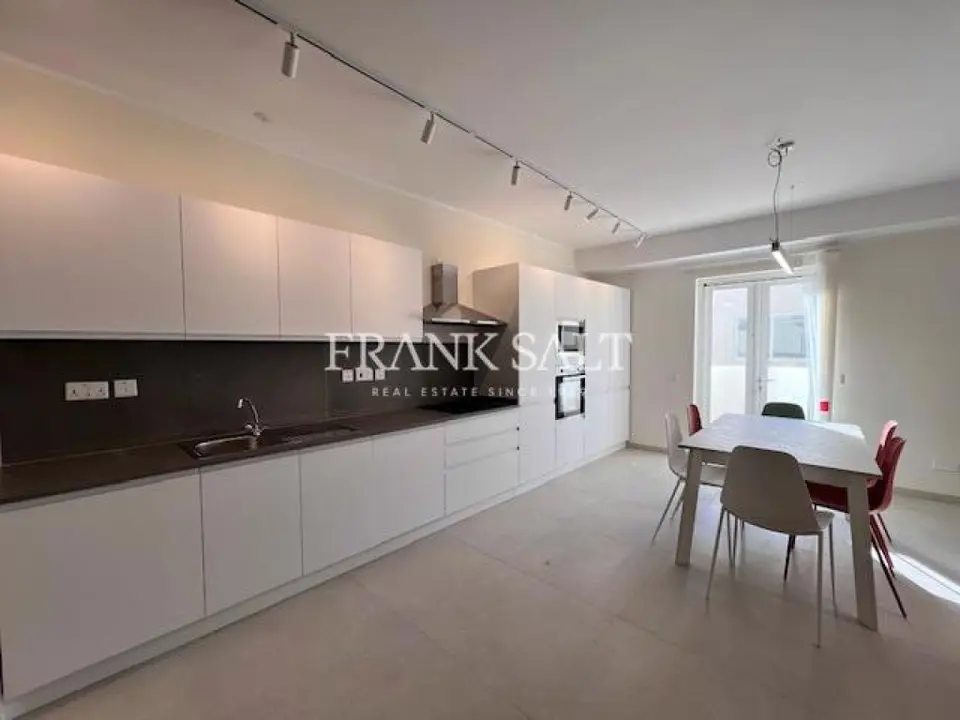 Mosta, Furnished Apartment