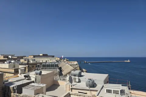 2 Bedroom Apartment For Sale in Valletta